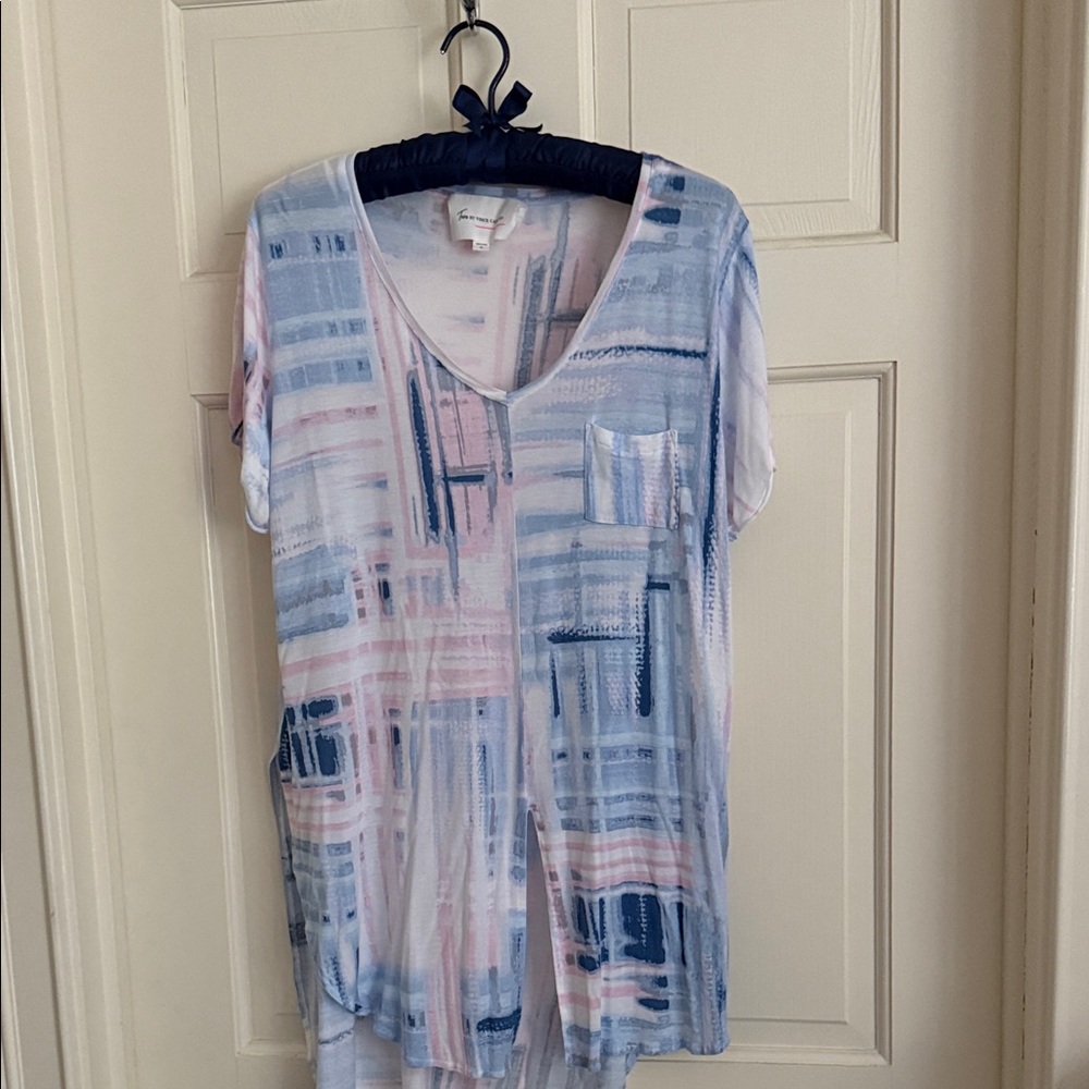 Vince Camuto Abstract Short Sleeve Top in Blue and Pink